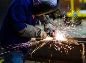 small_biz_typical_welder_19800859